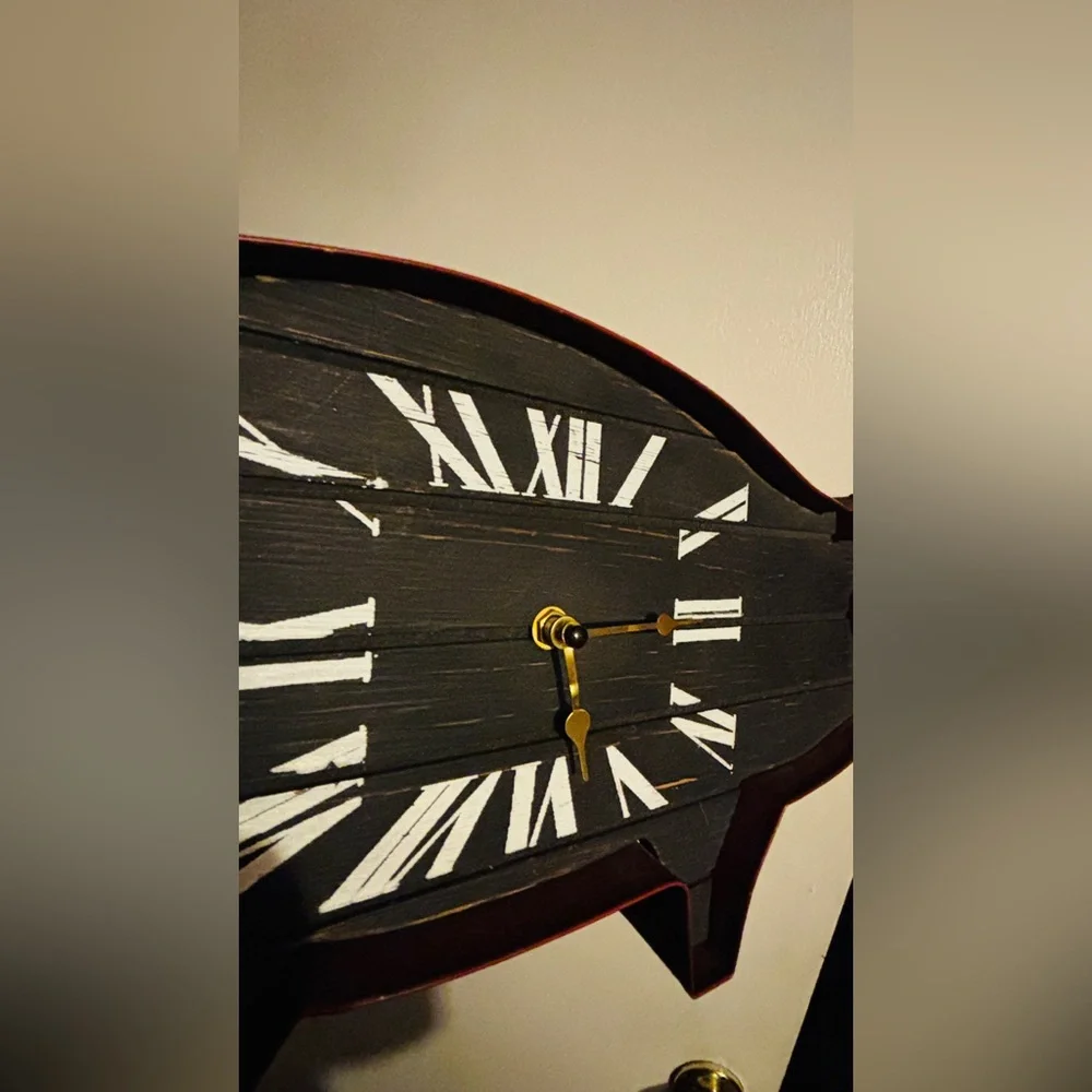 Black Pig-Shaped Wall Clock
